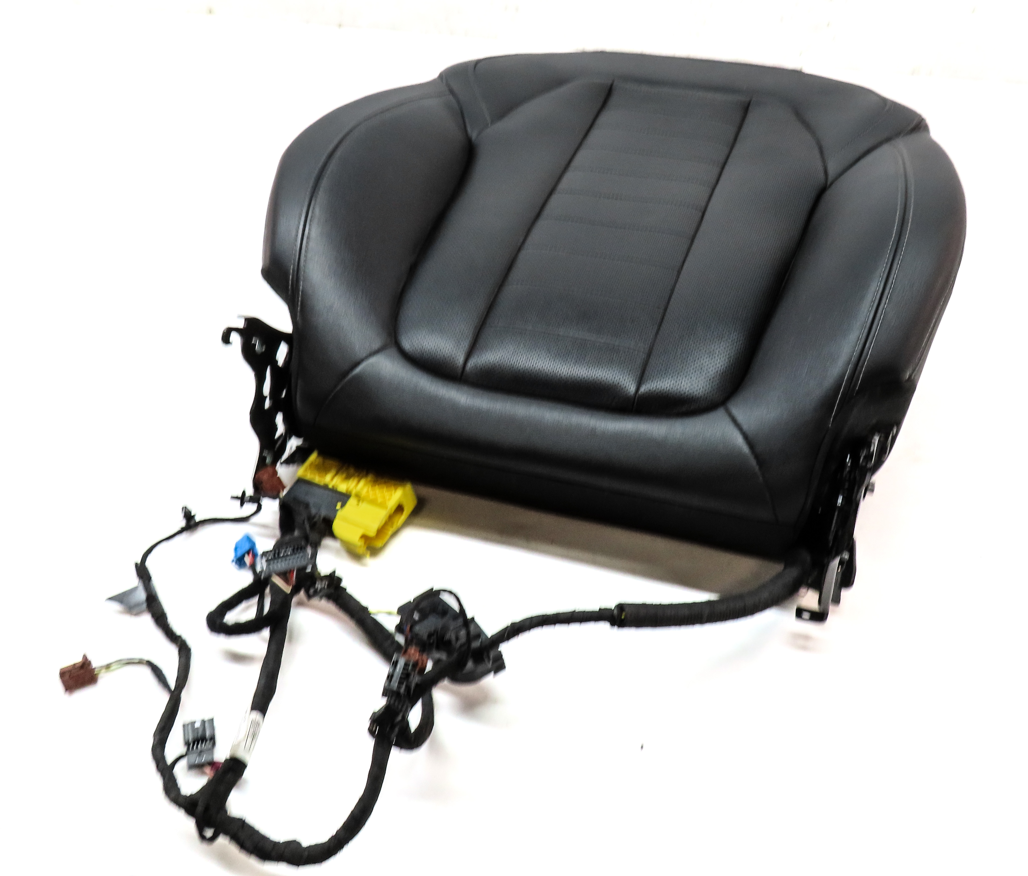 2019 BMW X3 (G01) FRONT RIGHT PASSENGER UPPER HEATED SPORT SEAT CUSHION (BLACK) — exact item pictured